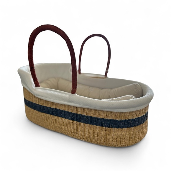 Plum + Sparrow handwoven Moses basket w/ Full Set - Picture 1 of 5